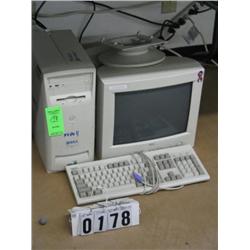DELL P3 L733R COMPUTOR W/MONITOR