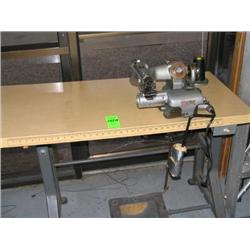 COLUMBIA MODEL 300 INDUSTRIAL SEWING MACHINE