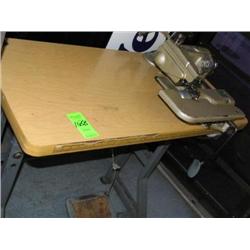 CHANDLER MARK 60 INDUSTRIAL SEWING MACHINE