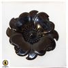 Image 1 : VINTAGE LARGE BLACK METAL FLOWER BROOCH