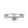 Image 2 : 0.5CT GRA CERTIFIED MOISSANITE 925 STERLING SILVER