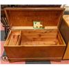 Image 2 : CEDAR CHEST 39" X 18" X 22" **BACK HINGES BROKEN**