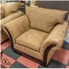 Image 3 : BROWN SUEDE COUCH AND CHAIR