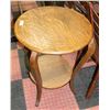 Image 1 : SOLID OAK ROUND END TABLE