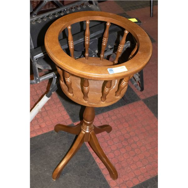 SOLID WOOD PLANT STAND