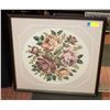 Image 1 : PETIT POINT FLORAL FRAMED PICTURE