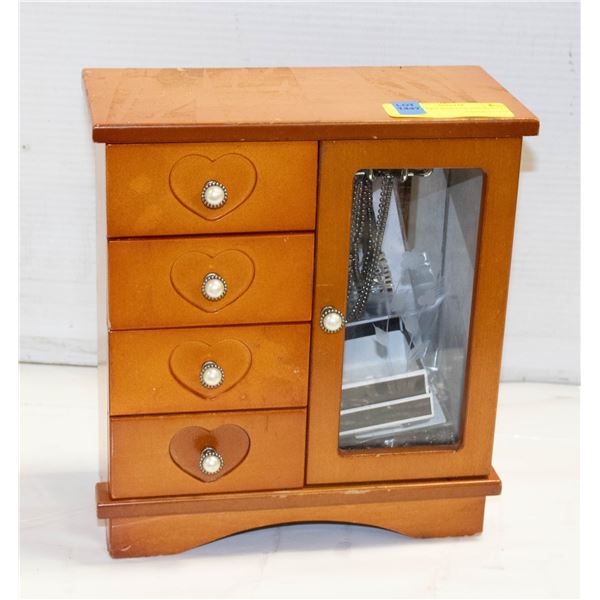 JEWELLERY BOX AND CONTENTS