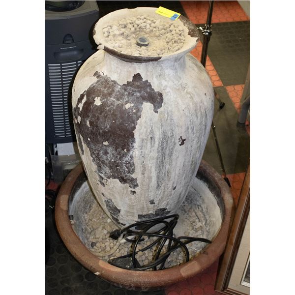 LARGE VASE SHAPED FOUNTAIN