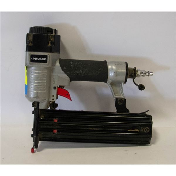 HUSKY AIR NAILER