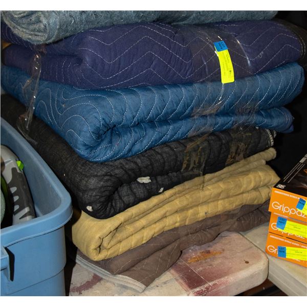 4 HEAVY MOVING BLANKETS