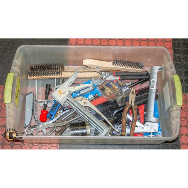 LARGE LOT OF HAND TOOLS LOT