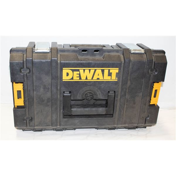 NEW DEWALT PACKOUT BOX