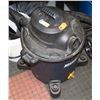 Image 1 : MASTERCRAFT 10 GAL WET DRY SHOP VAC