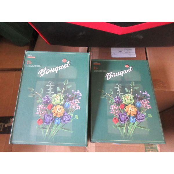 2 New Building Block Bouquets by Hello Blok