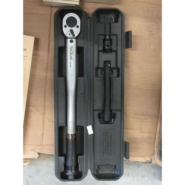 New 3/8  Drive Click Torque Wrench/10-80 LB 