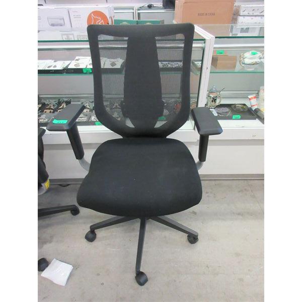 New Mesh Office Chair /Fabric Seat & Adjustable Lumbar