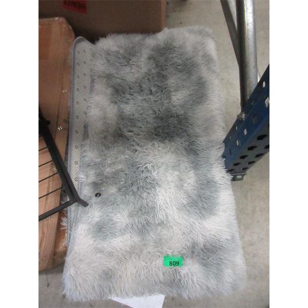 New Light Grey Slip Resistant Fluffy Mat - 64  x 33 