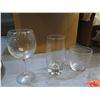 Image 14 : Multiple Dishes & Glassware: Stemmed Fostoria & Lenox Wine Glasses, Solitaire Plates, etc