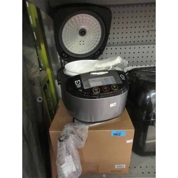 New Multi-Function Rice Cooker by Amazon Basics