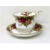 Image 2 : 4 Royal Albert "Old Country Roses" Teacups