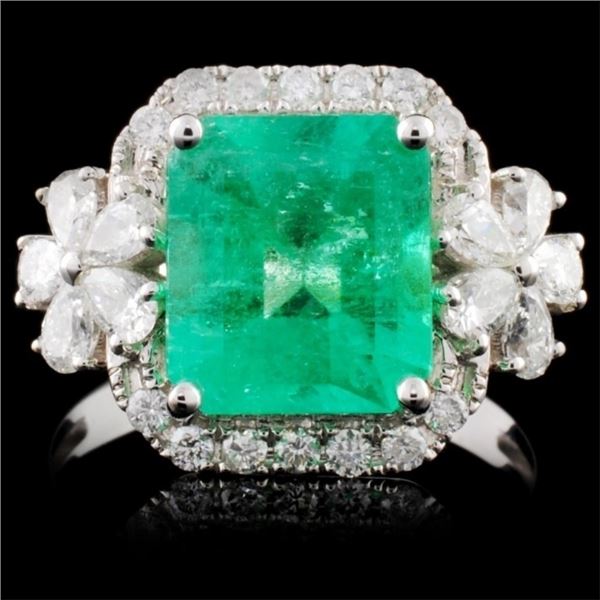 18K White Gold 2.60ct Emerald & 0.77ct Diamond Rin