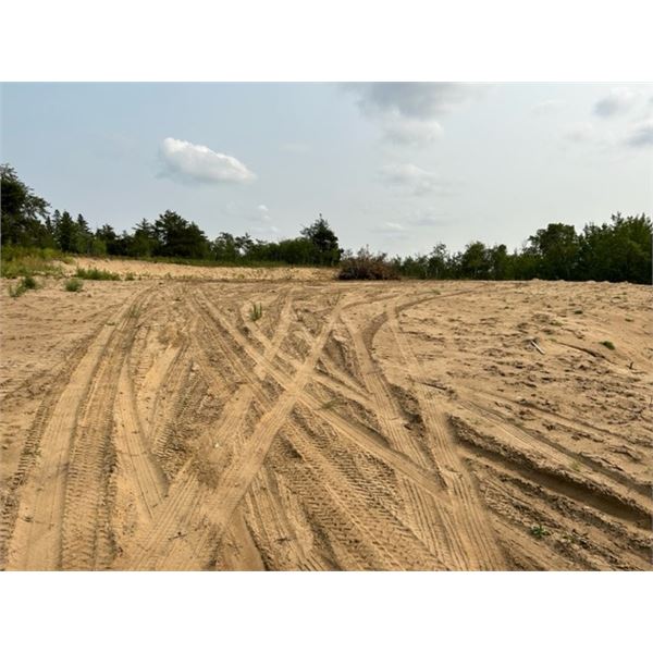 2.47 Acres. Address: 56511 RR 222, Sturgeon County (Plan 1422410, Bl 1, Lot 3)-Zoned Heavy Industri