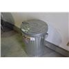 Image 3 : **Yard Gard Garbage Can