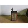 Image 2 : **Vintage Vesta Universal Oil Tin Can