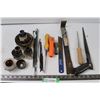 Image 1 : Hole Saws and Other Assorted Saws
