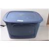 Image 1 : *Plastic Bin w/ Lid
