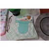 Image 4 : Baby Bibs, Alarm Clock, DVD, Plate and Other Items