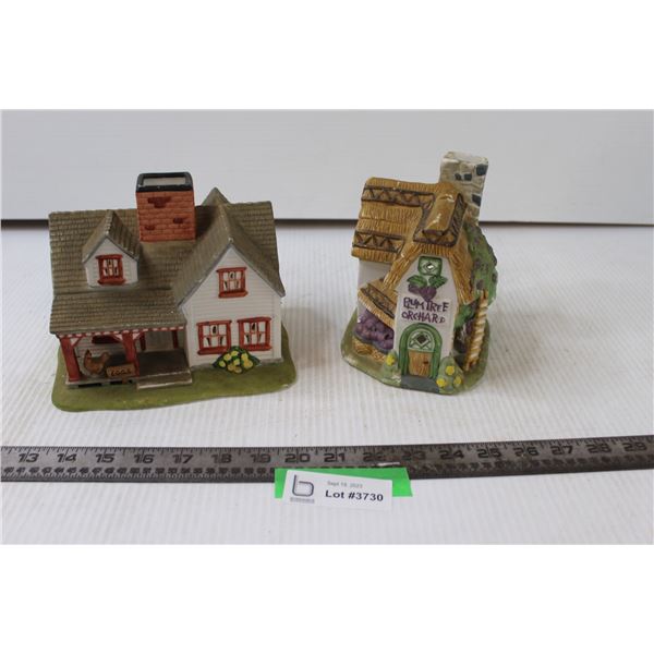 (2) House Decor Pieces