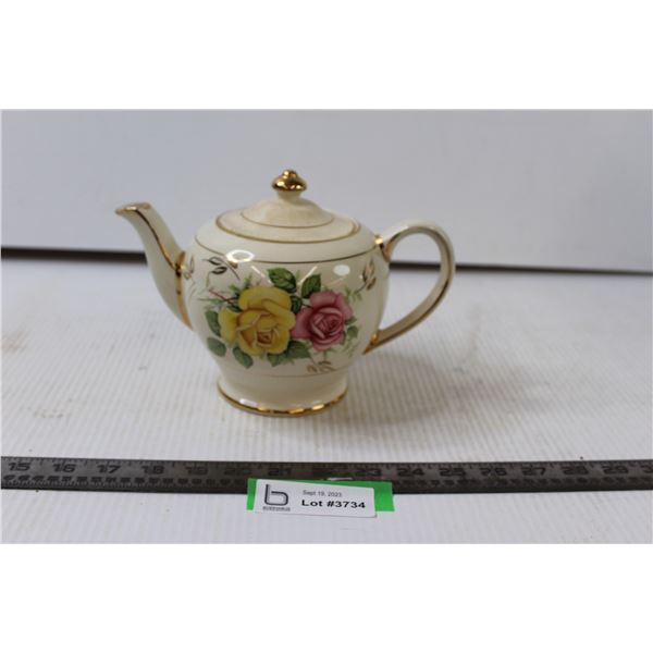 Sadler Tea Pot - Made in England