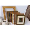 Image 2 : (6) Picture Frames (10"x8"-11"x16")and Stuffed Toys