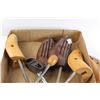 Image 2 : (10) Shoe Stretchers