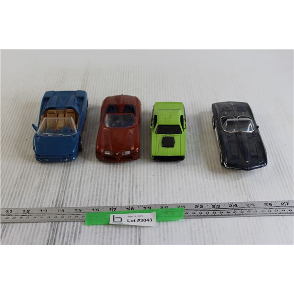 (4) Toy Cars - Dodge Challenger 1970, GM, Misc.