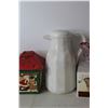Image 3 : (2) Christmas Lanterns + Misc. Kitchen Items