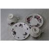 Image 5 : (4) Tea Cups & Saucers - Bell - Royal Stafford - Regina - Paragon