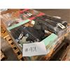 Image 1 : Pallet #401 - Ropa Target/Costco