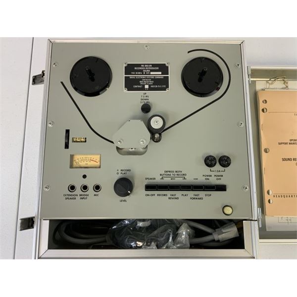 VINTAGE US MILITARY REEL TO REEL TAPE RECORDER 1976 DATED