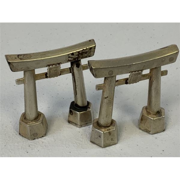 VINTAGE HONK KONG STERLING SILVER SALT AND PEPPER SHAKERS