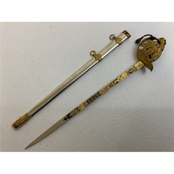 IMPERIAL GERMANY MINIATURE PRESENTATION SWORD WITH ENGRAVED GILDED BLADE