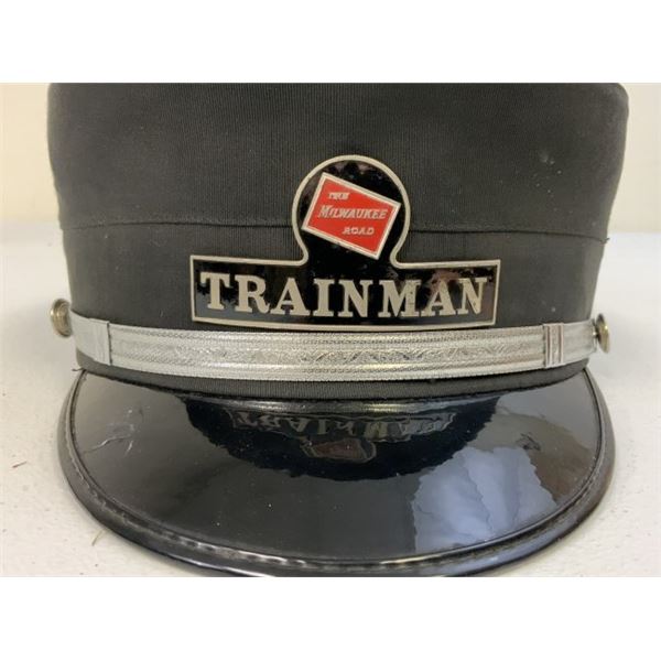VINTAGE TRAINMAN CAP THE MILWAUKEE ROAD RAILROAD OFFICIAL