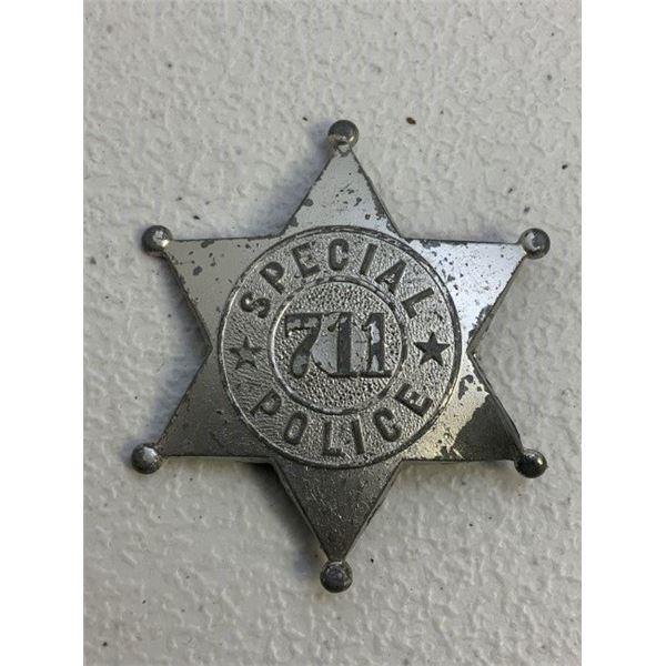 VINTAGE OBSOLETE SPECIAL POLICE BADGE