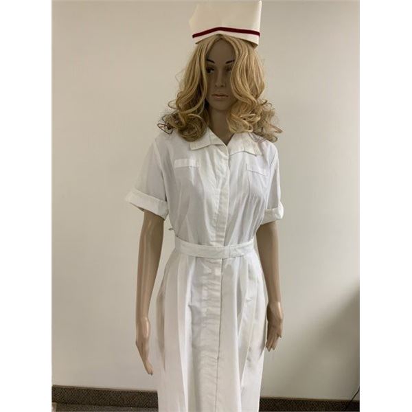UNITED STATES WWII ERA AMERICAN FEMALE MEDIC DOCTOR NURSE UNIFORM