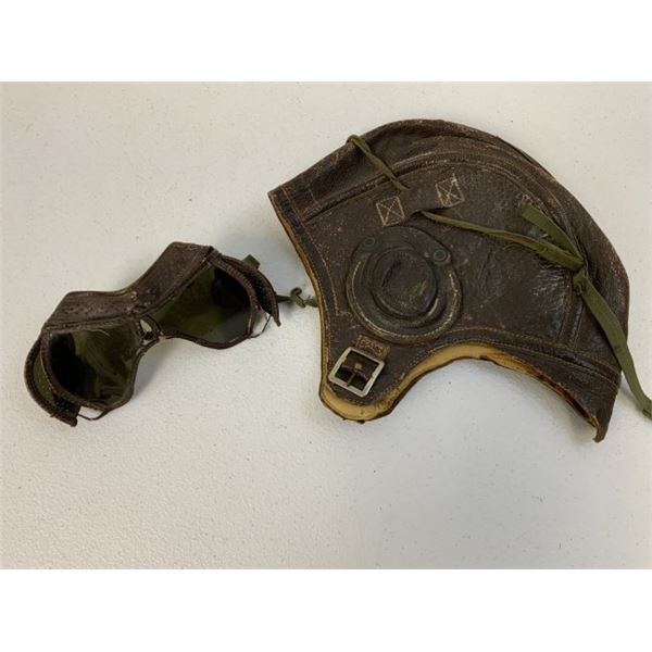 WWII US AIR FORCE PILOT BROWN LEATHER FLIGHT HELMET WITH GOGGLES