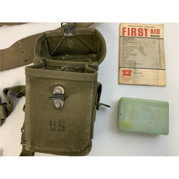 US KOREAN WAR ERA GUN BELT WITH POUCH WITH CONTENTS AND SUSPENDERS