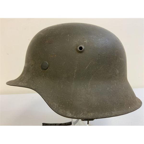 WWII GERMAN M42 COMBAT HELMET COMPLETE WITH LINER AND CHINSTRAP