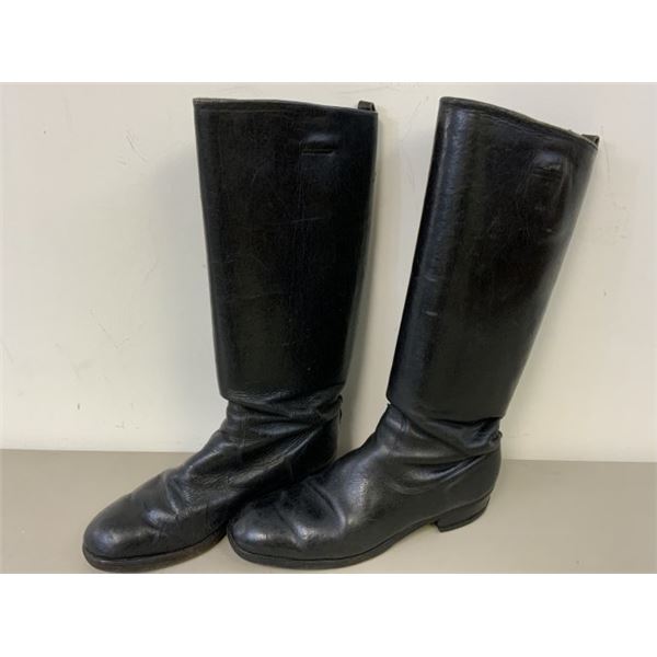 WWII GERMAN HIGH QUALITY BLACK LEATHER OFFICERS BOOTS