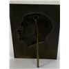 Image 5 : GERMANY THIRD REICH ADOLF HITLER DESK PLAQUE STAND IWF. SIGNED